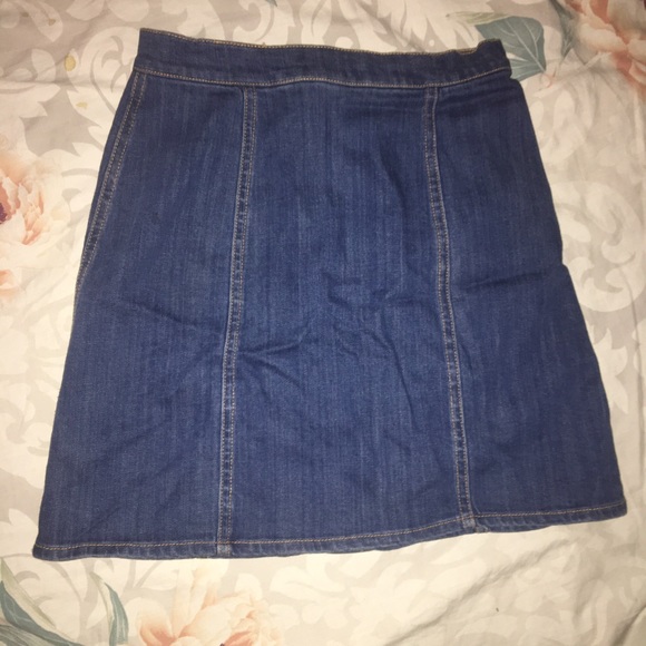 Button Down Denim Mini Skirt - Picture 2 of 3